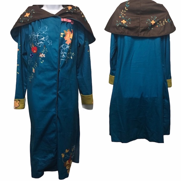 cape jacket with hood